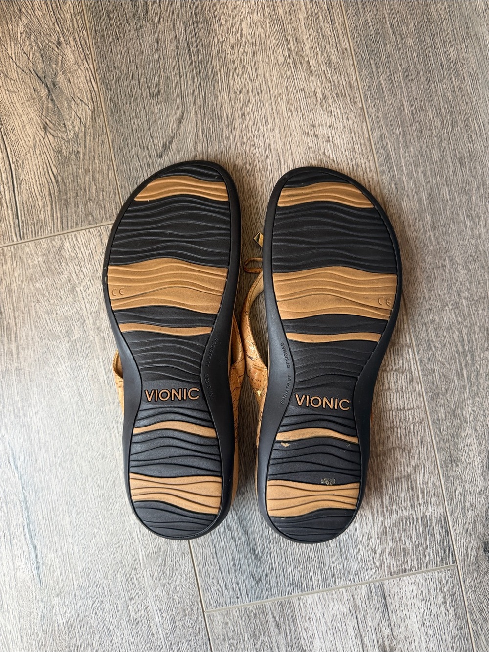 Vionic Tan Bow Thong Sandals with Gold Bead Accents - Picture 5 of 8